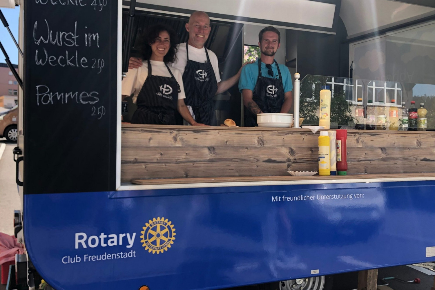 **Allrounder:innen** für den
mobilen Küchenanhänger Windrädle